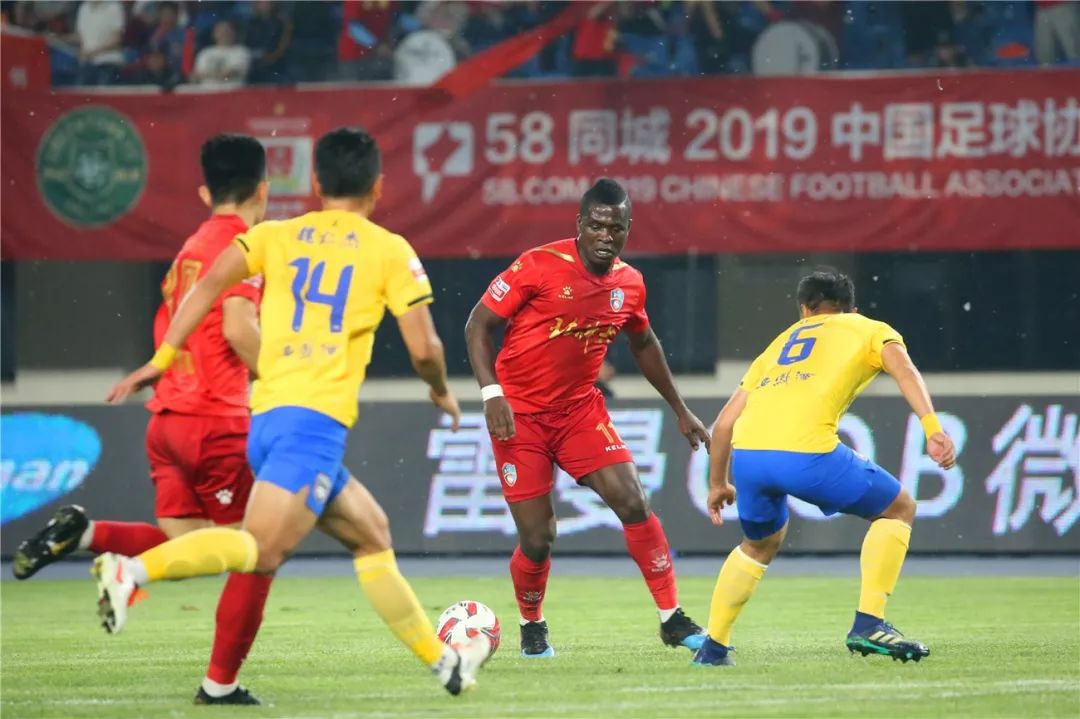  斯图加特锋无力困境延续，连续五轮联赛颗粒无收